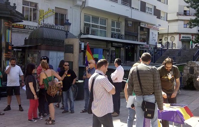 Rueda de prensa para anunciar la manifestación