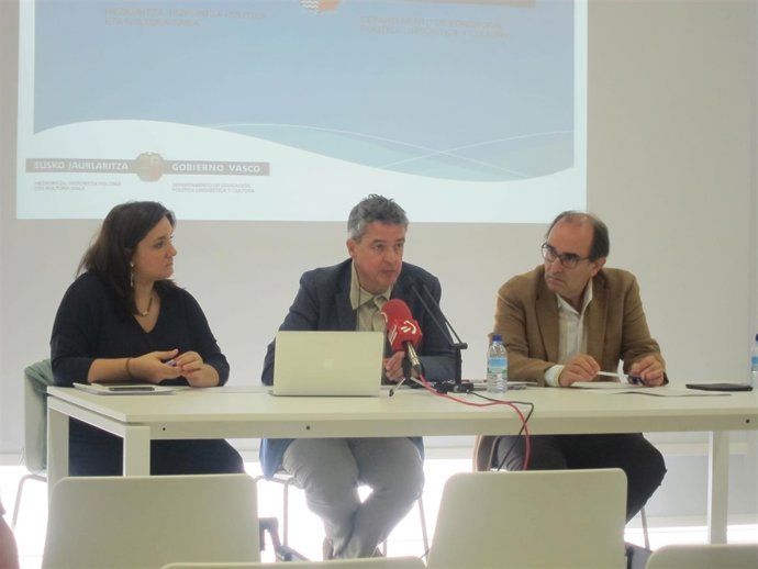 Joxean Muñoz, Clara Montero e Imanol Agote