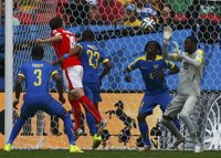 Honduras y Ecuador buscan su primer triunfo