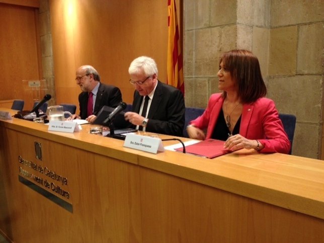 Frederic Udina (Idescat) conseller F.Mascarell, Ester Franquesa (P.Lingüística)