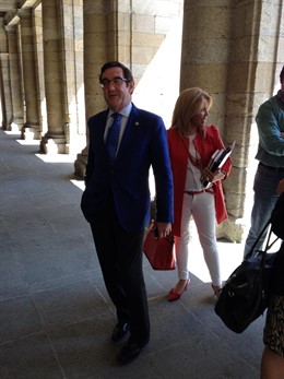 El alcalde dimisionario de Santiago, Ángel Currás, 