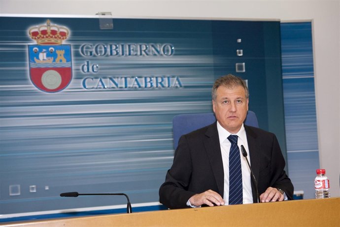 El consejero de Industria en rueda de prensa