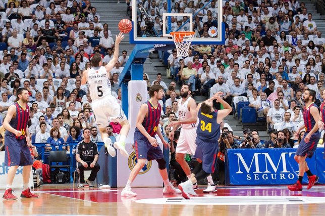Rudy Fernández lanza en el Real Madrid Barcelona