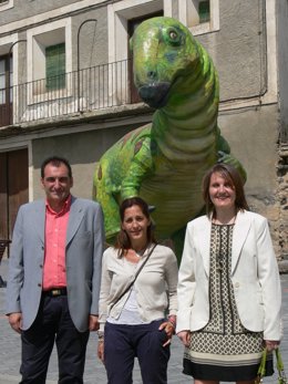 Restauración de 'Dino' y señalización del CI Paleontológica de La Rioja