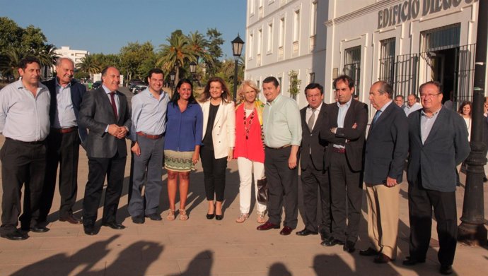 Junta directiva del PP de Cádiz con Báñez y Moreno