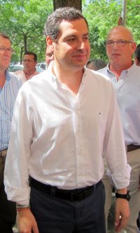 Moreno reclama a la Junta que rebaje la presión fiscal "como ha hecho el Gobierno de España"