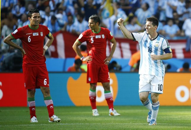 Messi tumba el muro iraní en el descuento 
