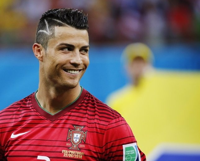 Portugal's Ronaldo smiles before their 2014 World Cup G soccer match against the