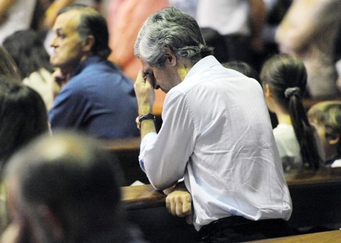 LA ORACIÓN EL PRINCIPAL REFUGIO DE Adolfo SUÁREZ ILLANA CONTRA SU ENFERMEDAD