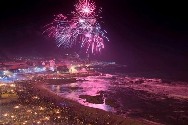Hogueras de San Juan en A Coruña