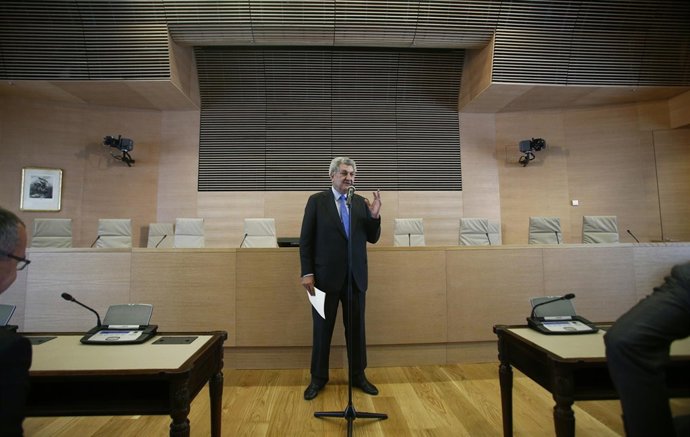 Inauguración de la sala Prim en el Congreso, Jesús Posada