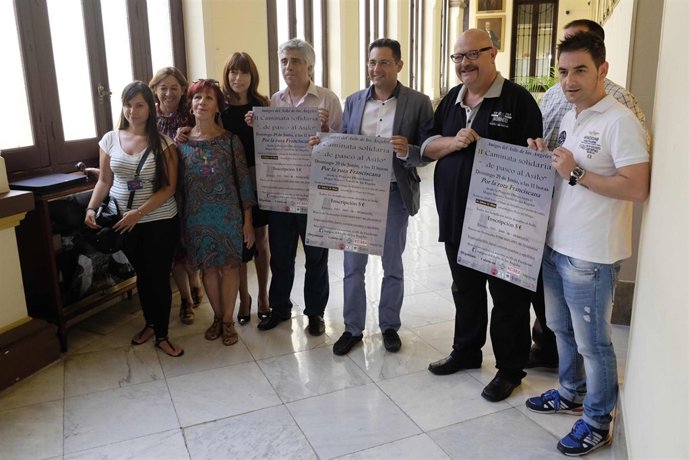 Presentación caminata asilo de los angeles