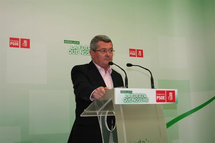 Jesús María Ruiz en la sede del PSOE de Córdoba