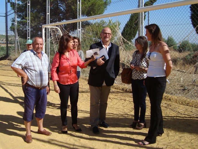Visita del PSOE al barrio de Las Canteras de Jaén