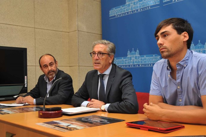 Pineda, entre Cano y López