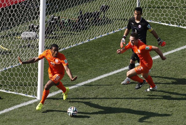 Leroy Fer Holanda Chile Mundial