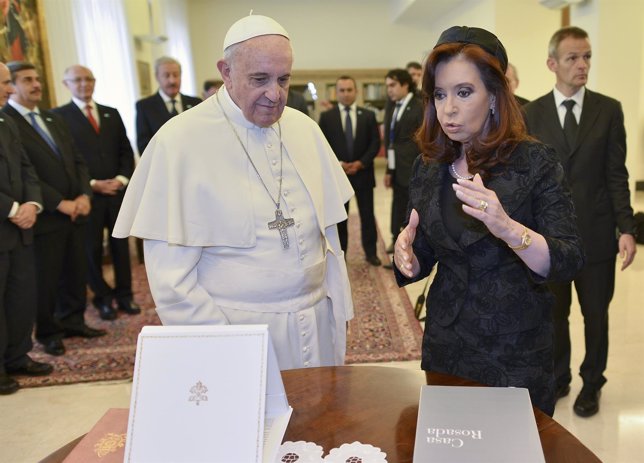 El Papa Francisco junto a la presidenta de Argentina, Cristina Fernández