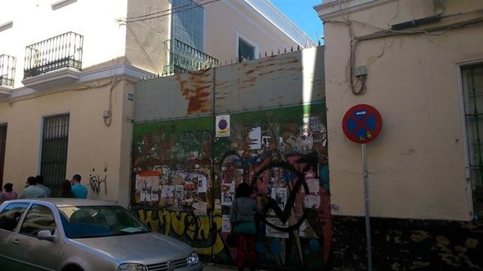 Puerta del CSOA Endanza.