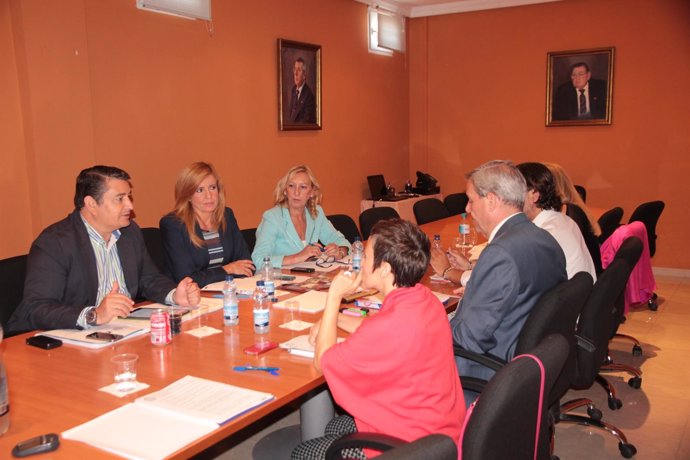 Reunión de representantes del PP con representantes de Horeca
