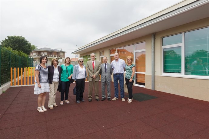 Visita a las instalaciones del colegio San Pedro Apóstol