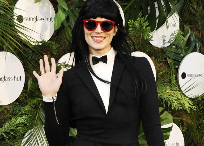 Bimba Bosé en Sunglass Hut