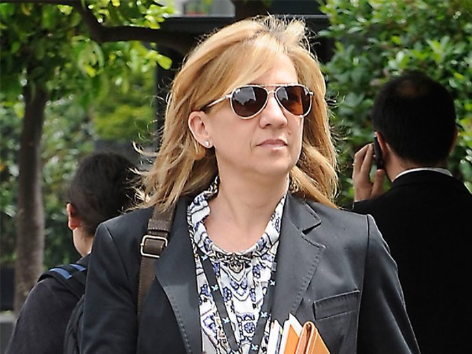 El juez Castro mantiene imputada a la Infanta Cristinas