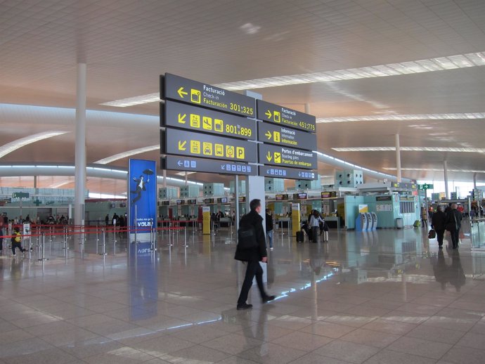 Hall del Aeropuerto de El Prat Terminal 1 (Archivo)