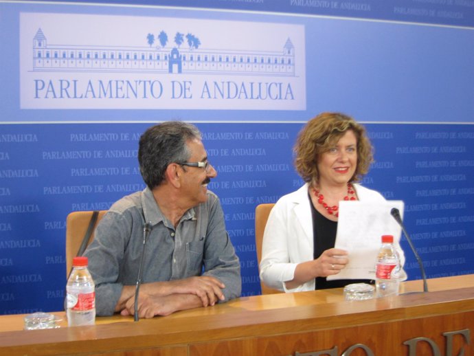 Manuel Baena y Alba Doblas, hoy en rueda de prensa