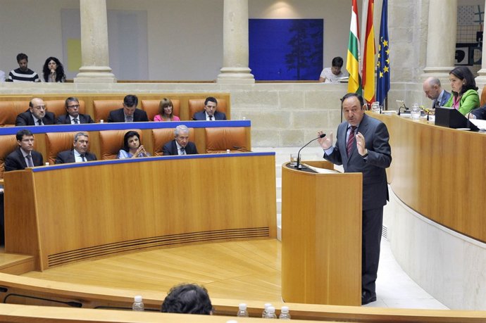 El presidente del Gobierno riojano Pedro Sanz en la segunda sesión del Debate