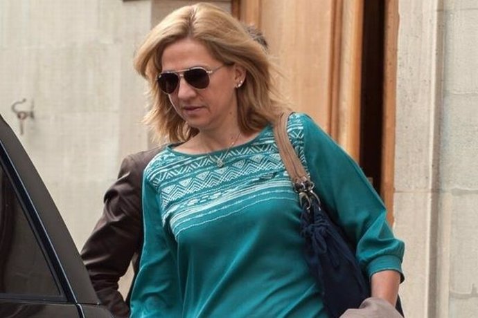 Castro mantiene imputada a la Infanta Cristina