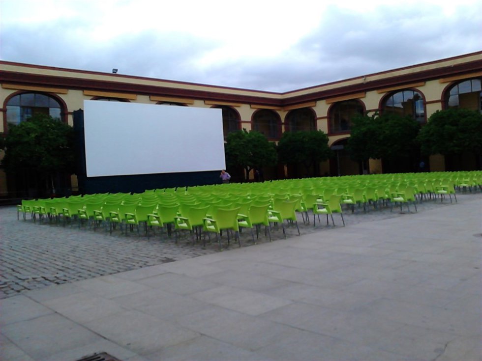 El cine de verano de la Diputación.