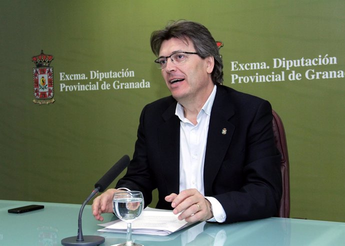 El portavoz del equipo de Gobierno de la Diputación, José Torrente.
