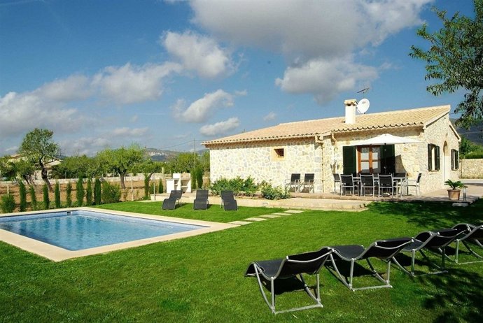 Casa de vacaciones con piscina