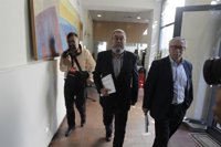 Méndez critica a Interior por informar de una operación bajo secreto