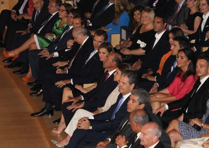 V Foro Impulsa, con los Reyes y miembros de la FPdGi