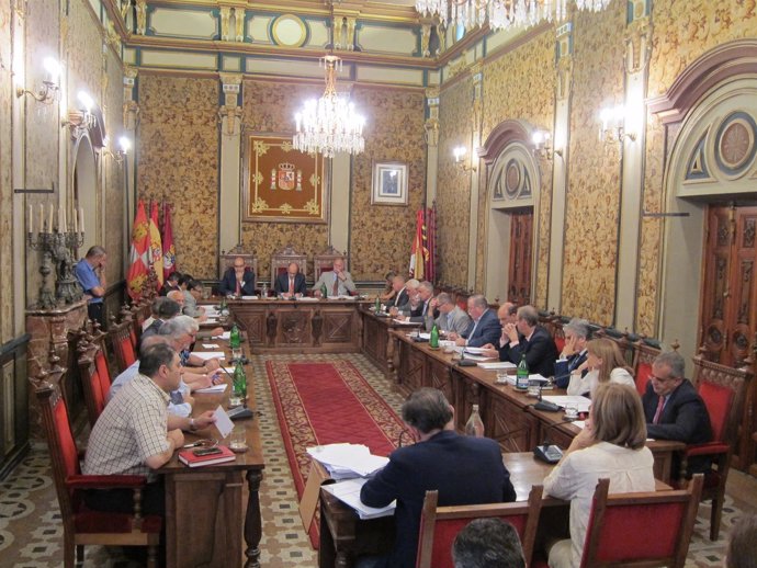 Pleno ordinario en la Diputación de Salamanca