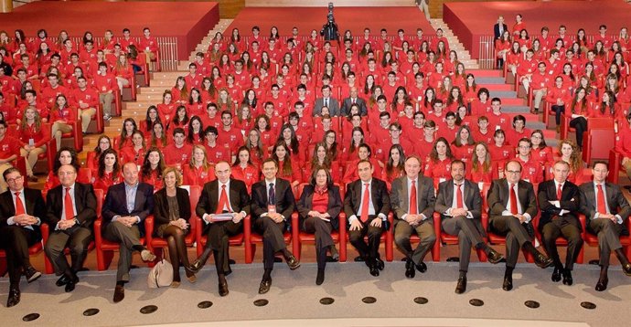 LOS 50 ESTUDIANTES MÁS BRILLANTES, BECAS EUROPA