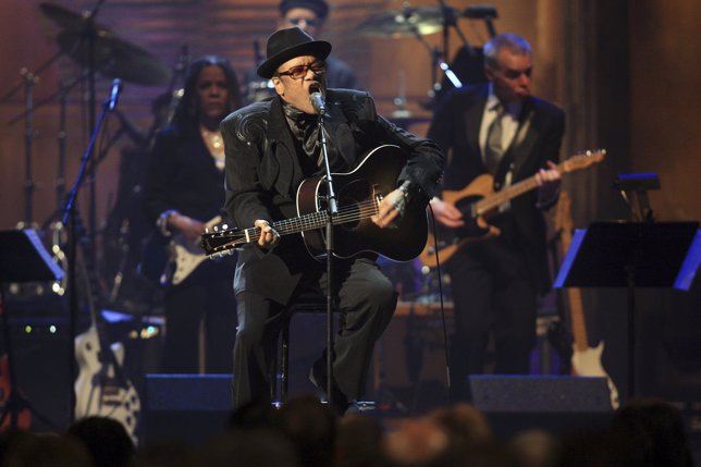 Womack performs at the Rock and Roll Hall of Fame 2009 induction ceremonies in C