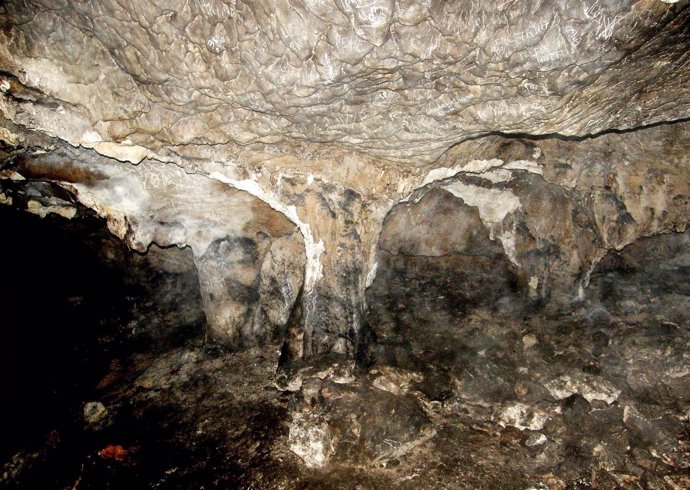 Cueva del Morrón, en Torres (Jaén)