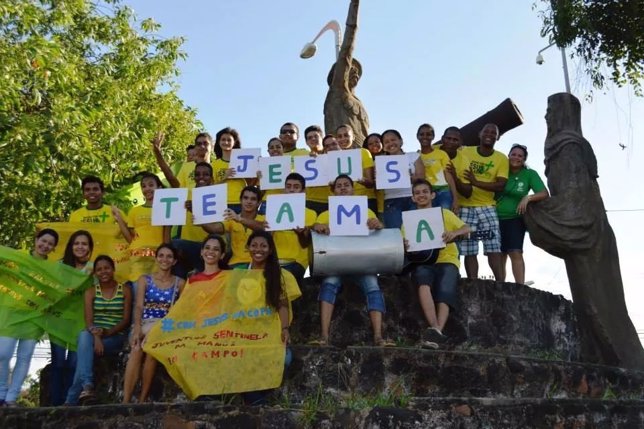 Grupos religiosos aprovechan el Mundial de Brasil para “evangelizar” a turistas 