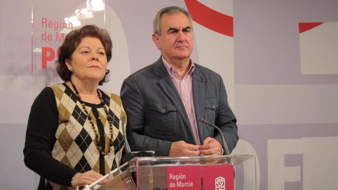 Teresa Rosique y Rafael González Tovar