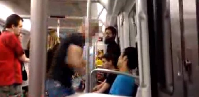 Agresión racista en el Metro de Barcelona