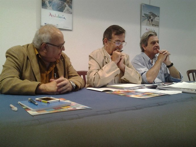 Enrique Torres, Vicente Granados y Salvador Moreno en los cursos de la UNIA