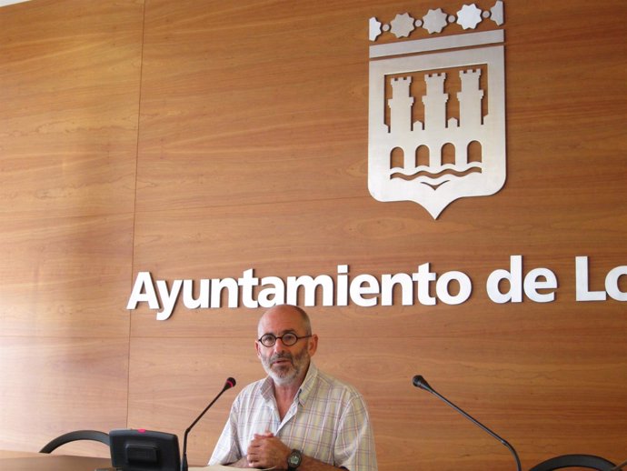 Jesús Ruiz Tutor, concejal del Ayuntamiento, habla de ahorro energético