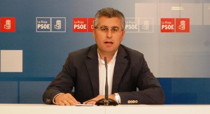 El dipitado Jose Ángel Lacalzada 