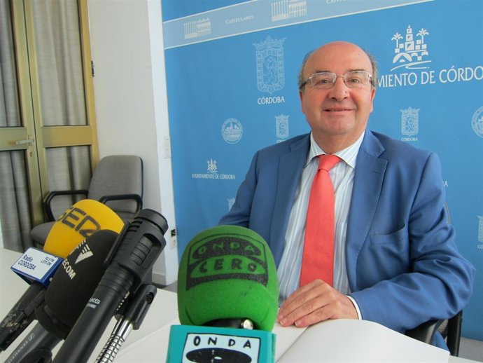 Luis Martín en la rueda de prensa