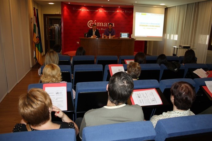 Taller sobre redes sociales