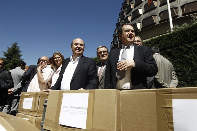 Abel Caballero en la presentación del recurso contra la reforma local