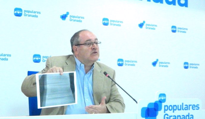 Antonio Ayllón, portavoz del PP en Armilla