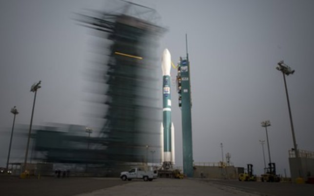 Cohete Delta 2 con el satélite OCO-2 a bordo